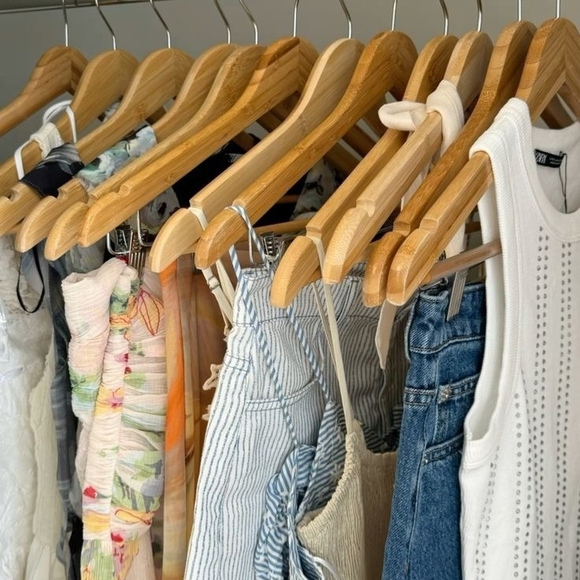 Other - Random AS IS Clothing Piece Live Show ✨️